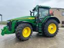 Марка: John Deere 8310R,Цена: 273 000 € Без ДДС,Състояние: * 340 кс
<br />* Гаранция
<br />* Година 2023
<br />* Трансмисия: IVT, 50 км/ч
<br />* Двигател: John Deere PowerTech 9.0 L
<br />* Ниво на комфорт: Изключителен комфорт
<br />* Седалка: Air Seat Plus с окачване на кабината
<br />* Реверс: Ляв реверс, линеен тип
<br />* Управление на скоростта с крак
<br />* Кормилно управление: Хидравлично серво управление
<br />* Хидравлична помпа: 227 L/min
<br />* Категория 4 Регулируем въртящ се теглич
<br />* Окачване: ILS (независимо окачване)
<br />* Спирачка на ремаркето: двулинейна хидравлика
<br />* Готов за ISOBUS
<br />* Готов за JD Link